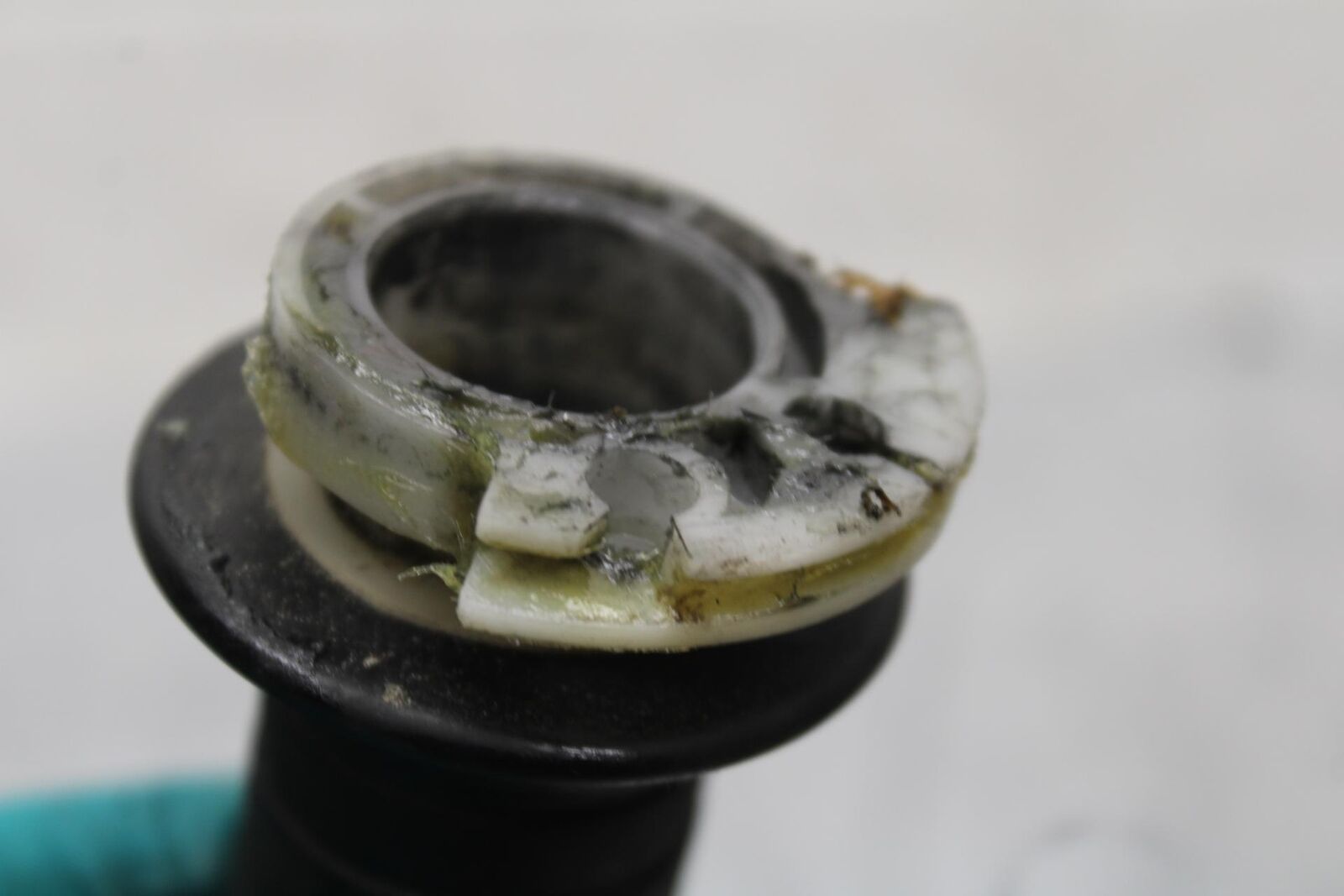 1999 Suzuki GSXR600 RIGHT THROTTLE GRIP 57110-46E02 BB580