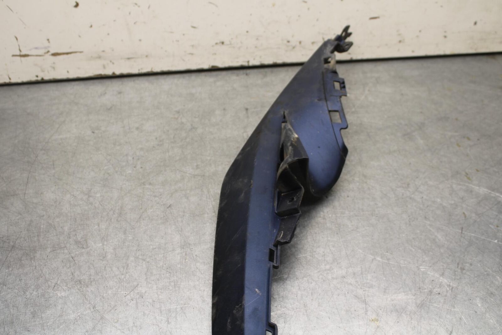 09-16 SUZUKI GSXR1000 LEFT FRONT UPPER MID SIDE FAIRING COWL PLASTIC BB642