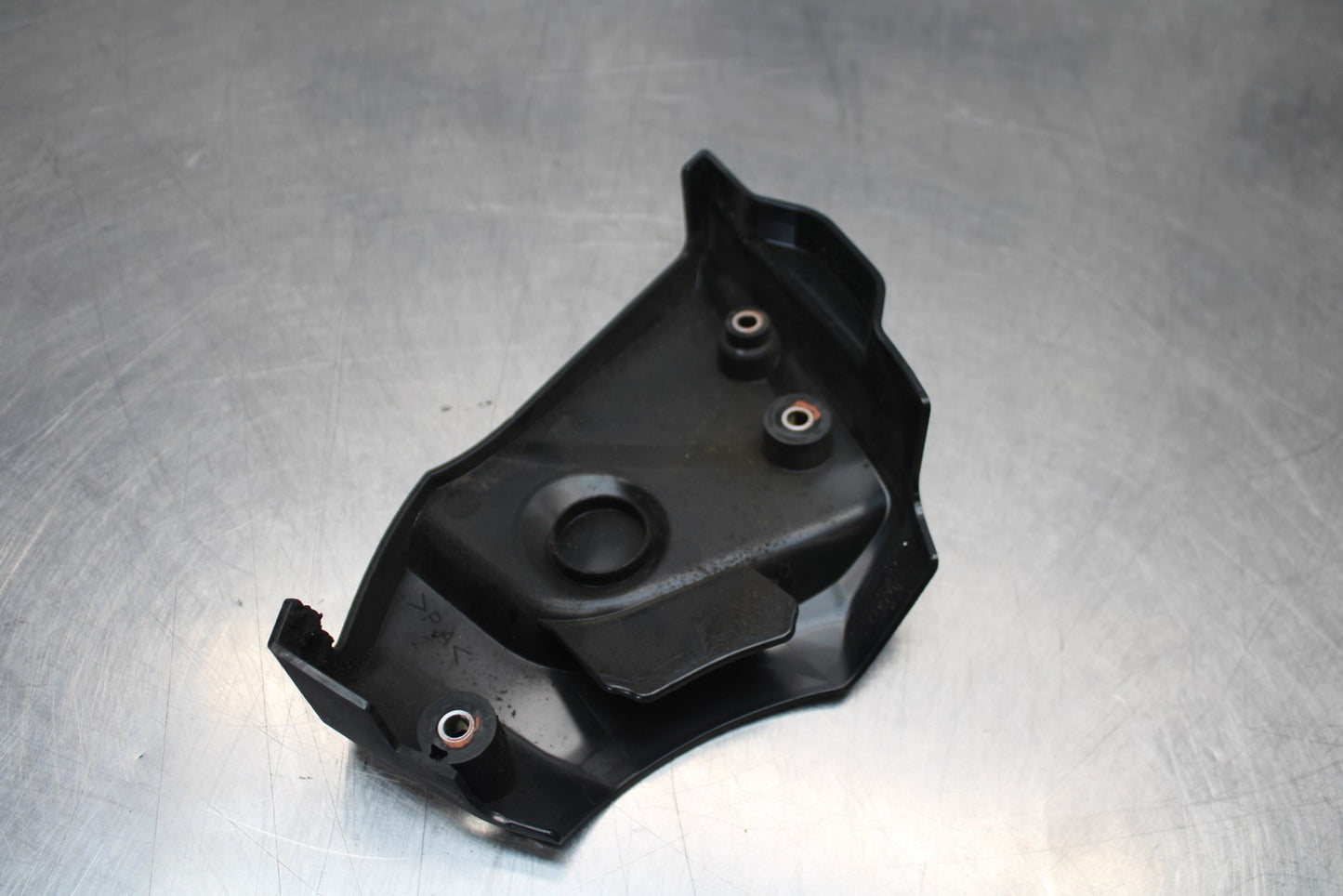 23-24 YAMAHA MT-07 ENGINE SPROCKET COVER BB194