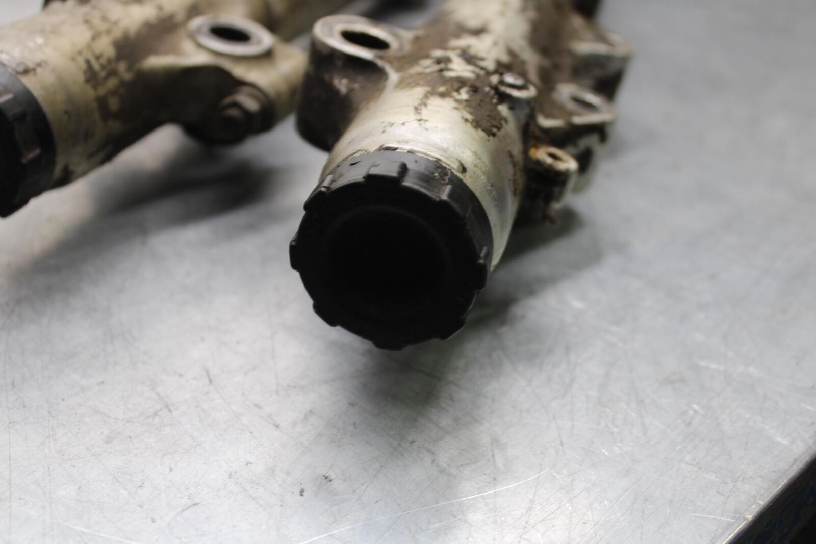 1982 Suzuki GS1100ES FRONT FORKS SHOCK SUSPENSION SET PAIR BB55