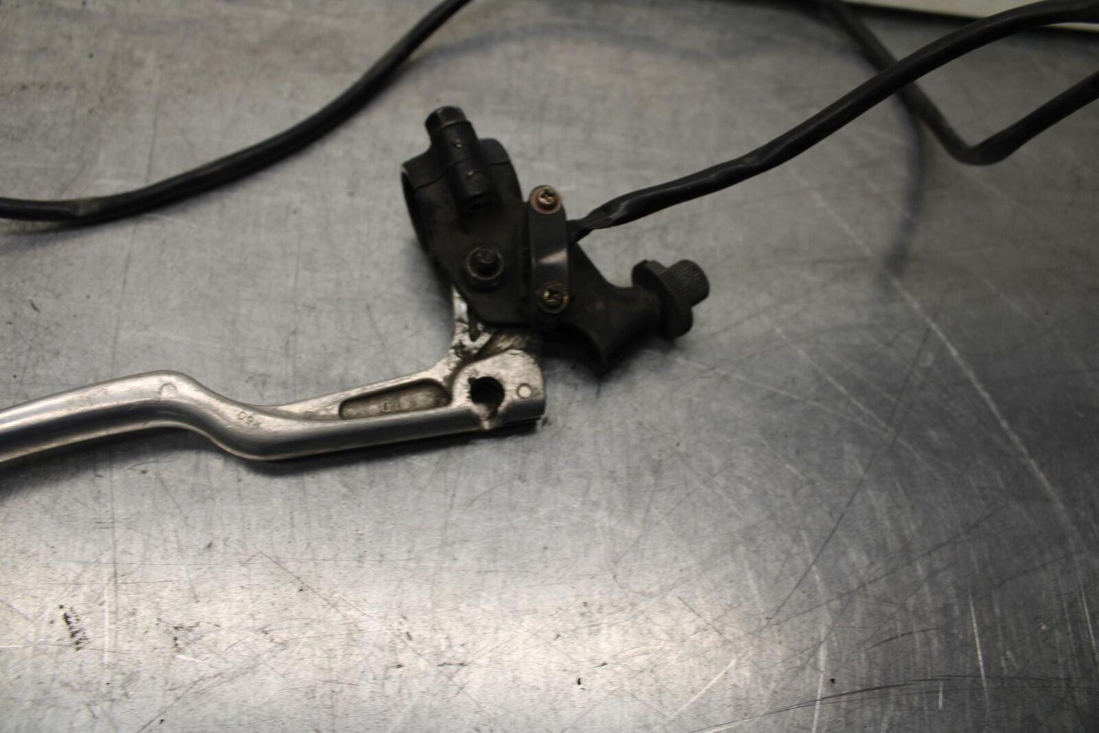 1995 Suzuki RF600R CLUTCH PERCH MOUNT WITH LEVER  BB615