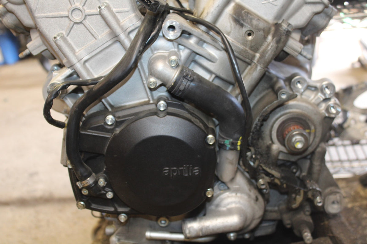 16 APRILIA TUONO V4 1100 ENGINE MOTOR BB905