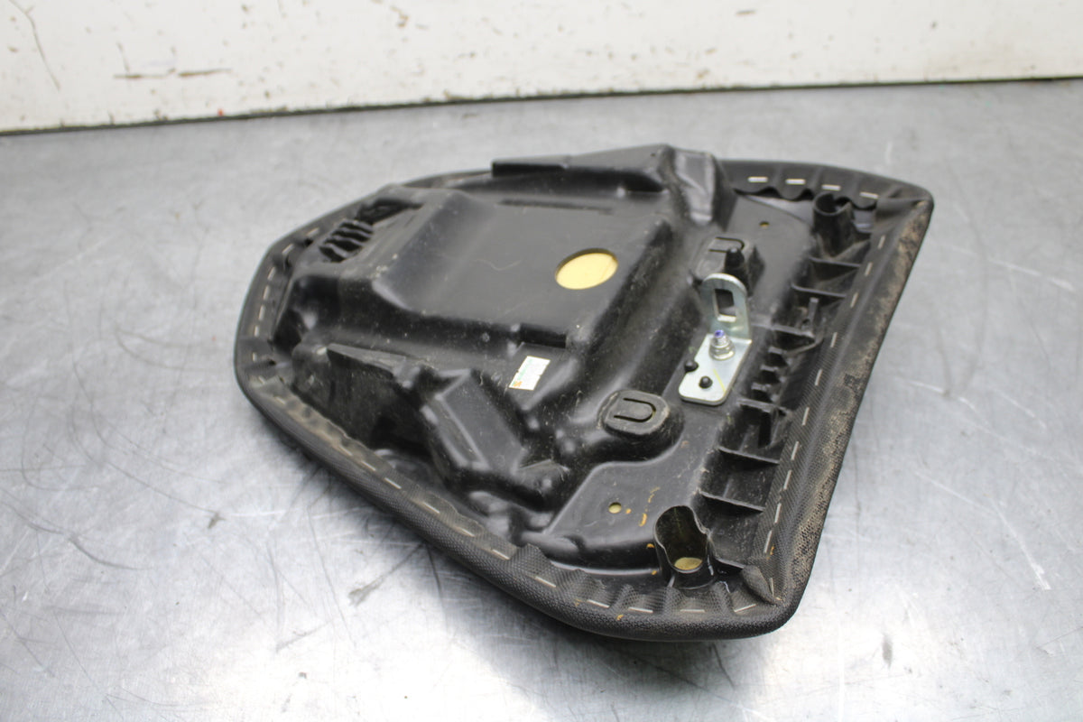 12-17 KAWASAKI ER-6N Z650 REAR BACK PASSENGER TANDEM SEAT PAD SADDLE  BB709
