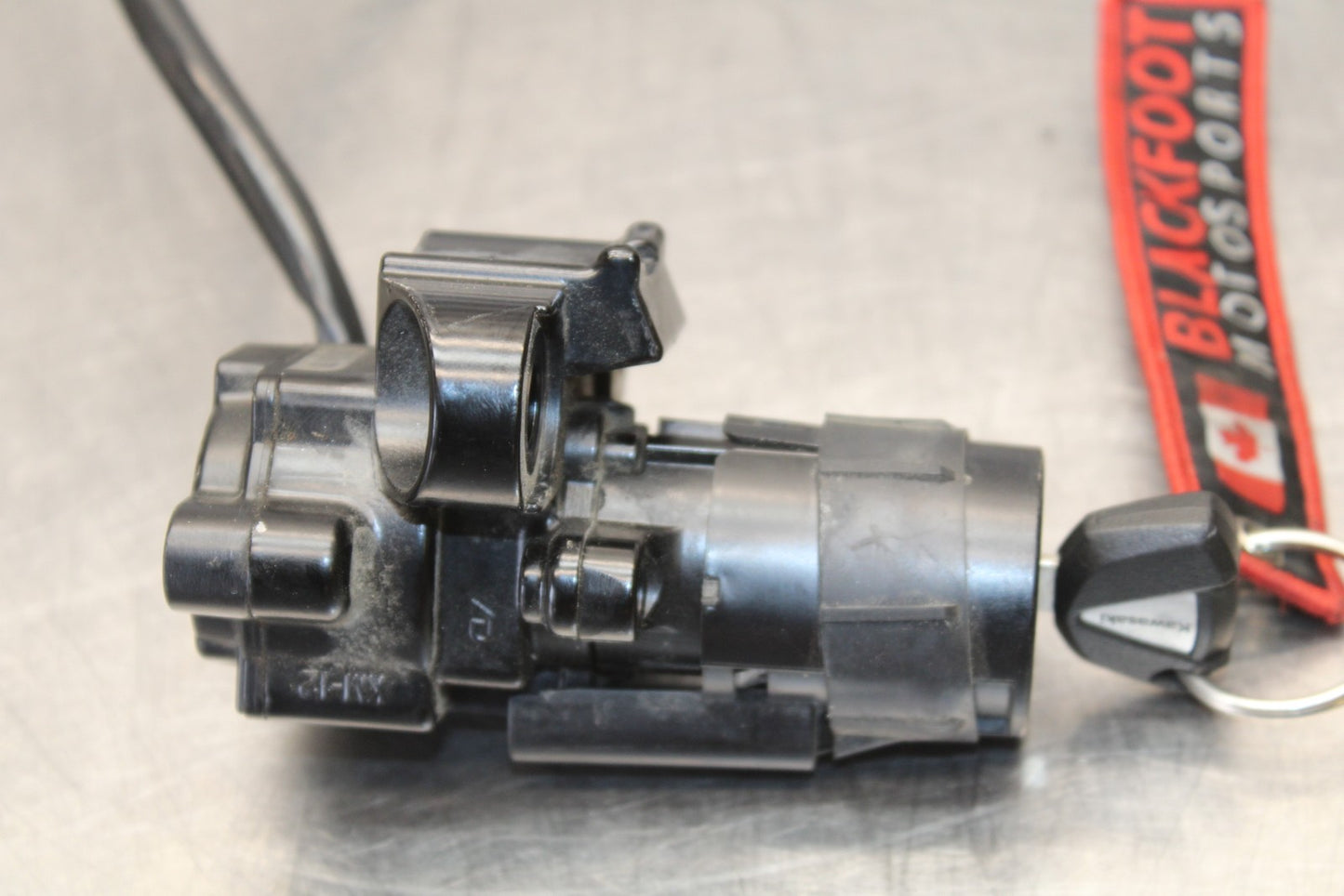 21-23 KAWASAKI NINJA ZX6R IGNITION LOCK KEY SET W/ GAS CAP AND SEAT LOCK BB179