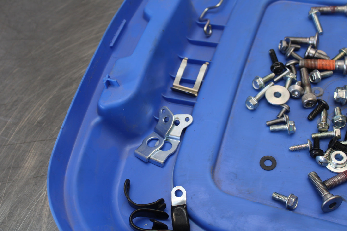 23-24 KAWASAKI NINJA ZX14R MOUNTING BOLTS HARDWARE MOTOR SCREWS BB169