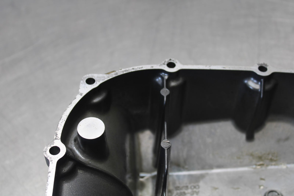 22-25 YAMAHA YZF R7 ENGINE MOTOR BOTTOM OIL PAN COVER BB850