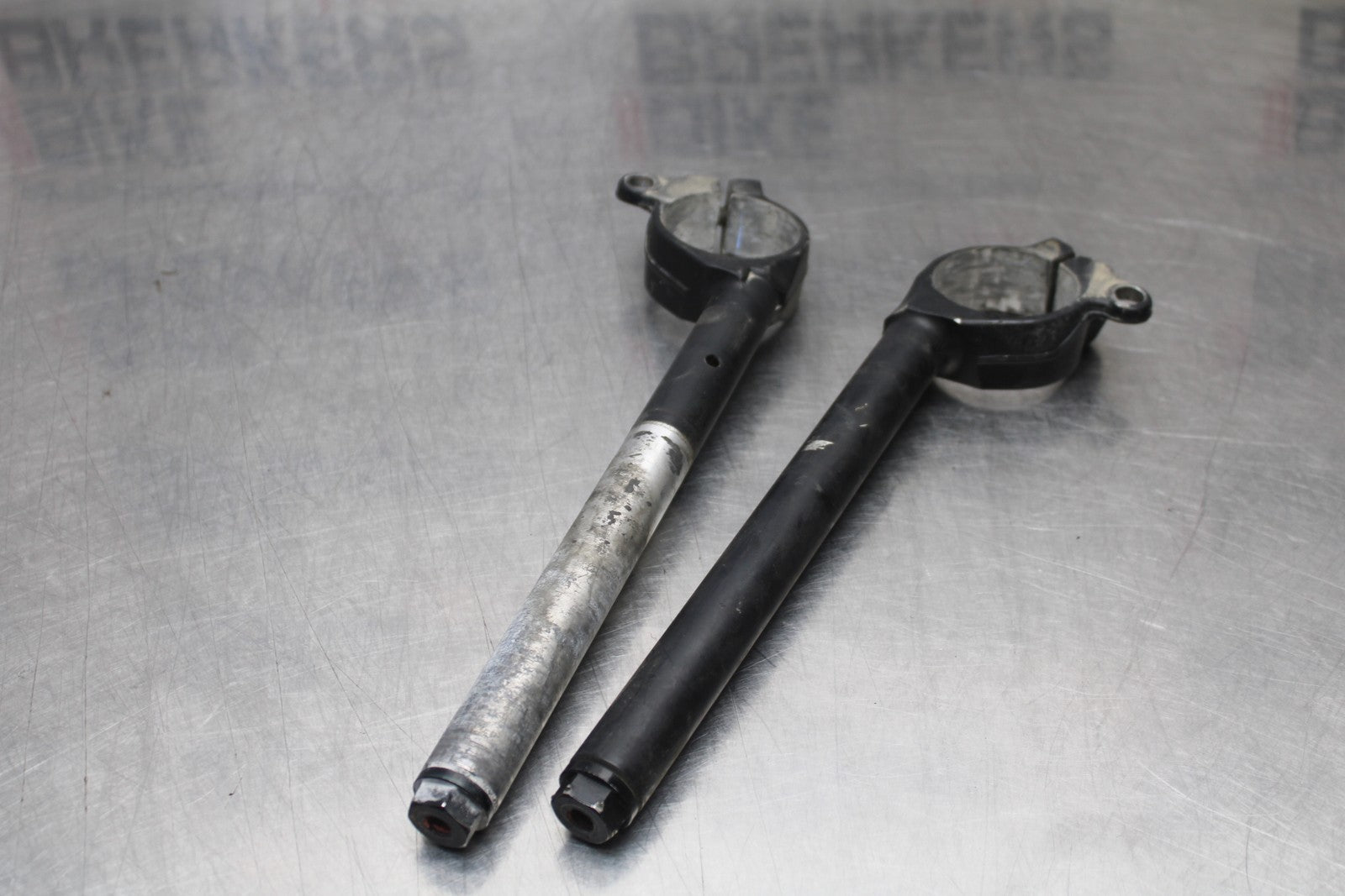 07-08 KAWASAKI NINJA ZX6R LEFT RIGHT CLIP ON ONS HANDLEBARS PAIR SET BB203