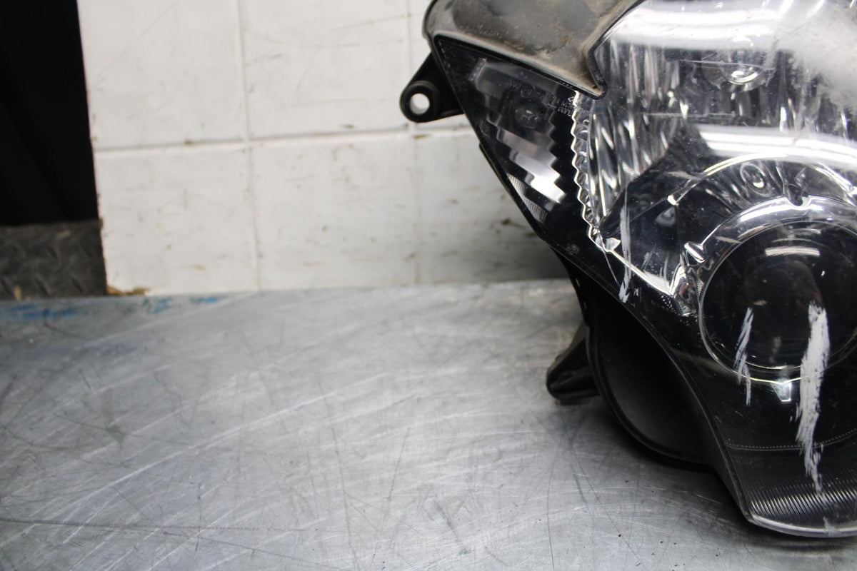 06-07 SUZUKI GSXR750 FRONT HEADLIGHT HEAD LIGHT LAMP 35100-01H01-999 BB482