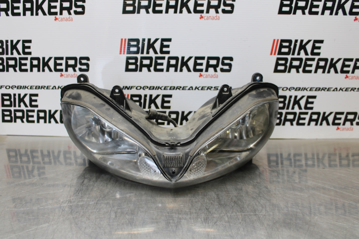 04-05 KAWASAKI NINJA ZX10R FRONT HEADLIGHT HEAD LIGHT LAMP BB163