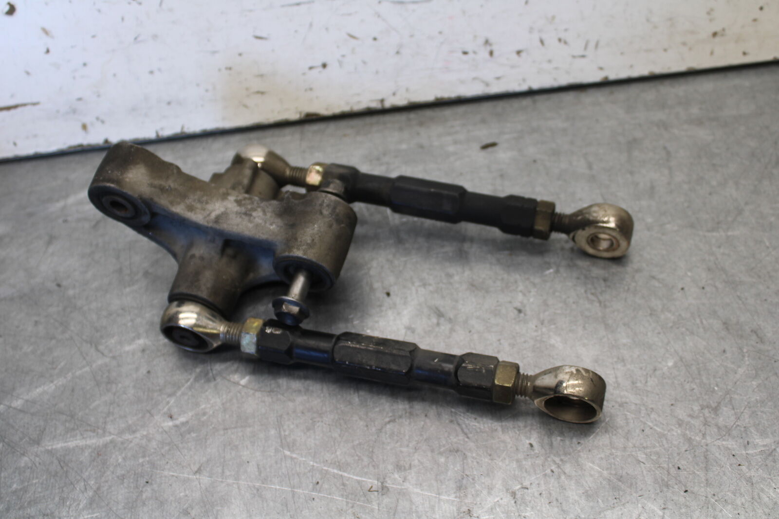 09-12 KAWASAKI NINJA ZX6R AFTER MARKET REAR DOGBONE SHOCK LINKAGE LINK BB656