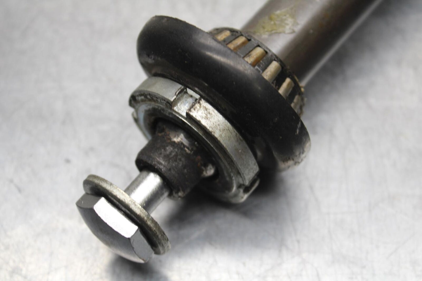 04-09 SUZUKI GS 500 FH GS500F FRONT FORKS CLAMP LOWER TRIPLE TREE STEM BB97