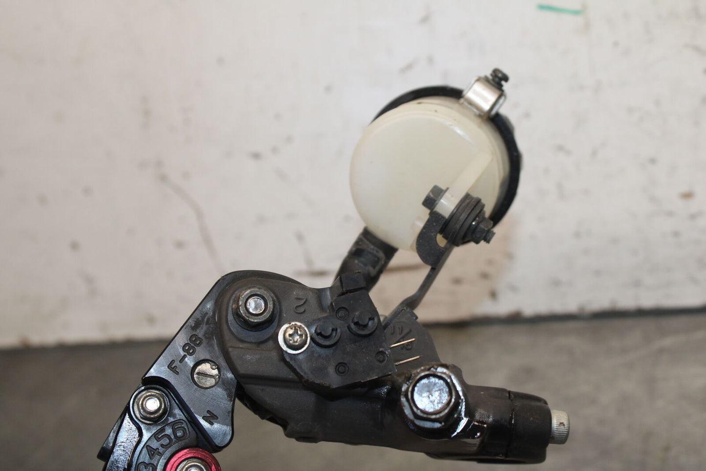 09-12 KAWASAKI NINJA ZX6R FRONT BRAKE MASTER CYLINDER w/ LEVER 43015-0141 BB698