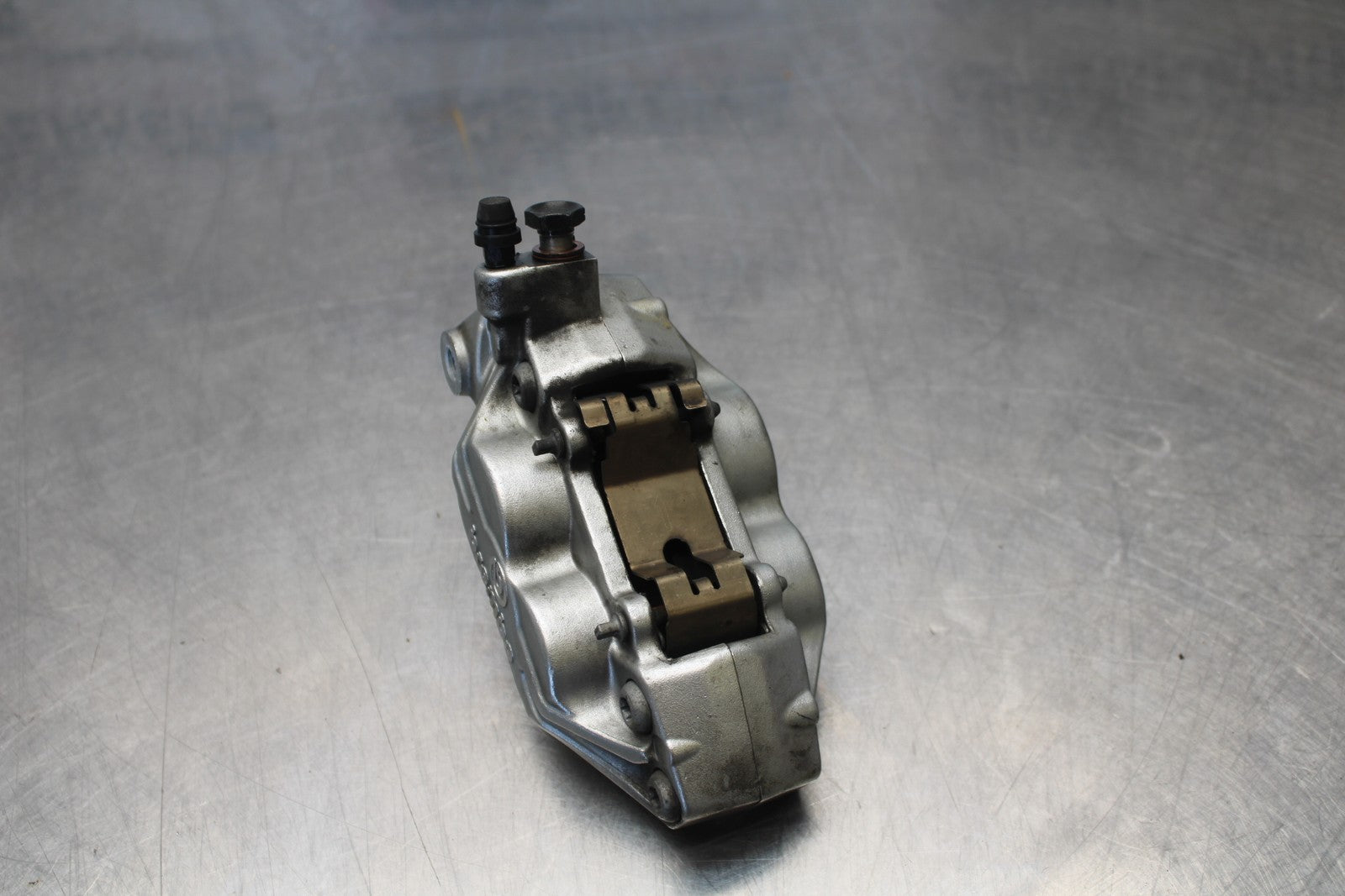 05-06 VICTORY KINGPIN DELUXE FRONT BRAKE CALIPER BB195