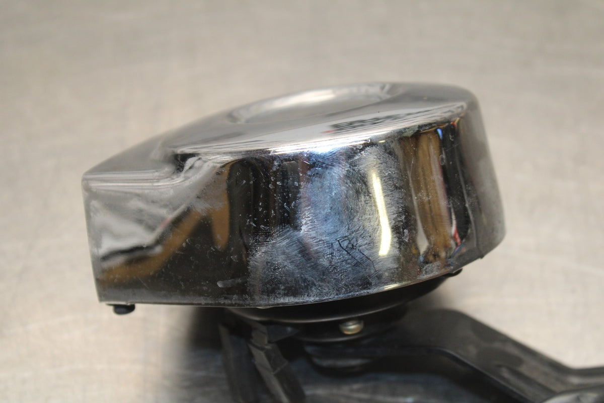 2006 Suzuki Boulevard C90 HORN SIGNAL bb849