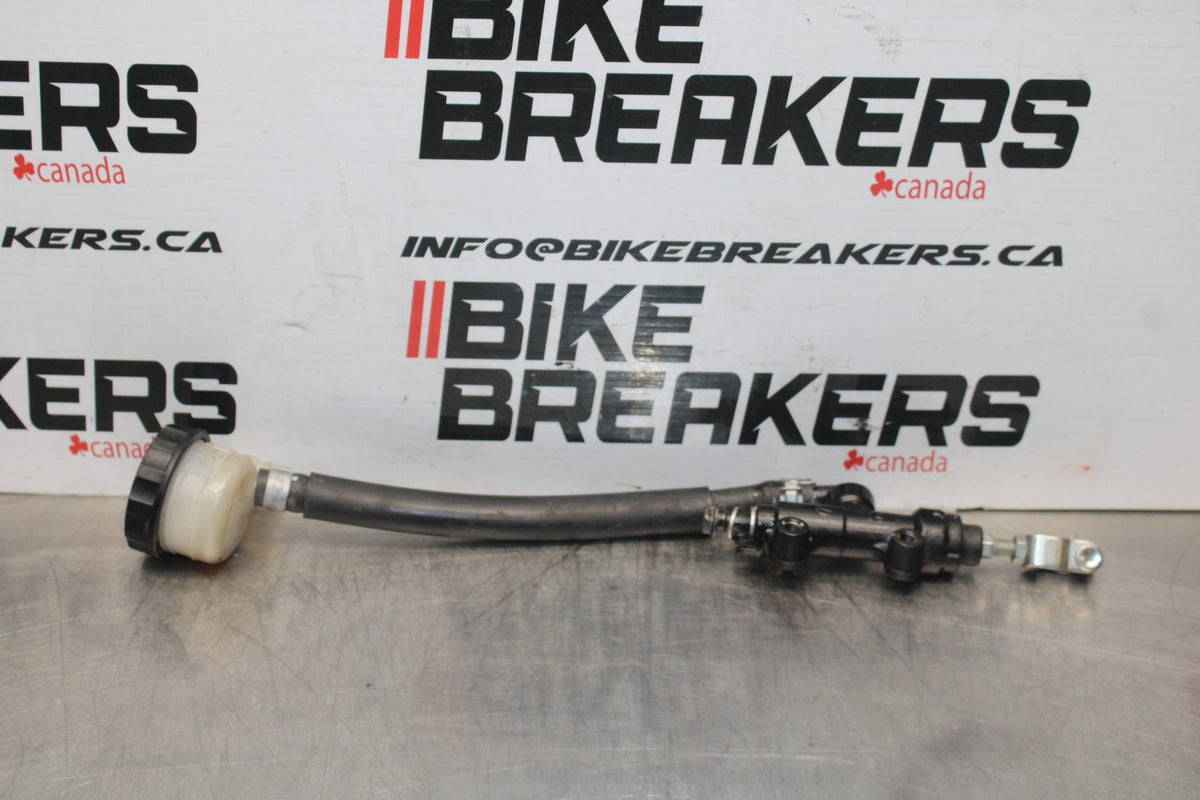 08-12 KAWASAKI NINJA 250R EX250J REAR BRAKE MASTER CYLINDER W RESERVOIR BB784
