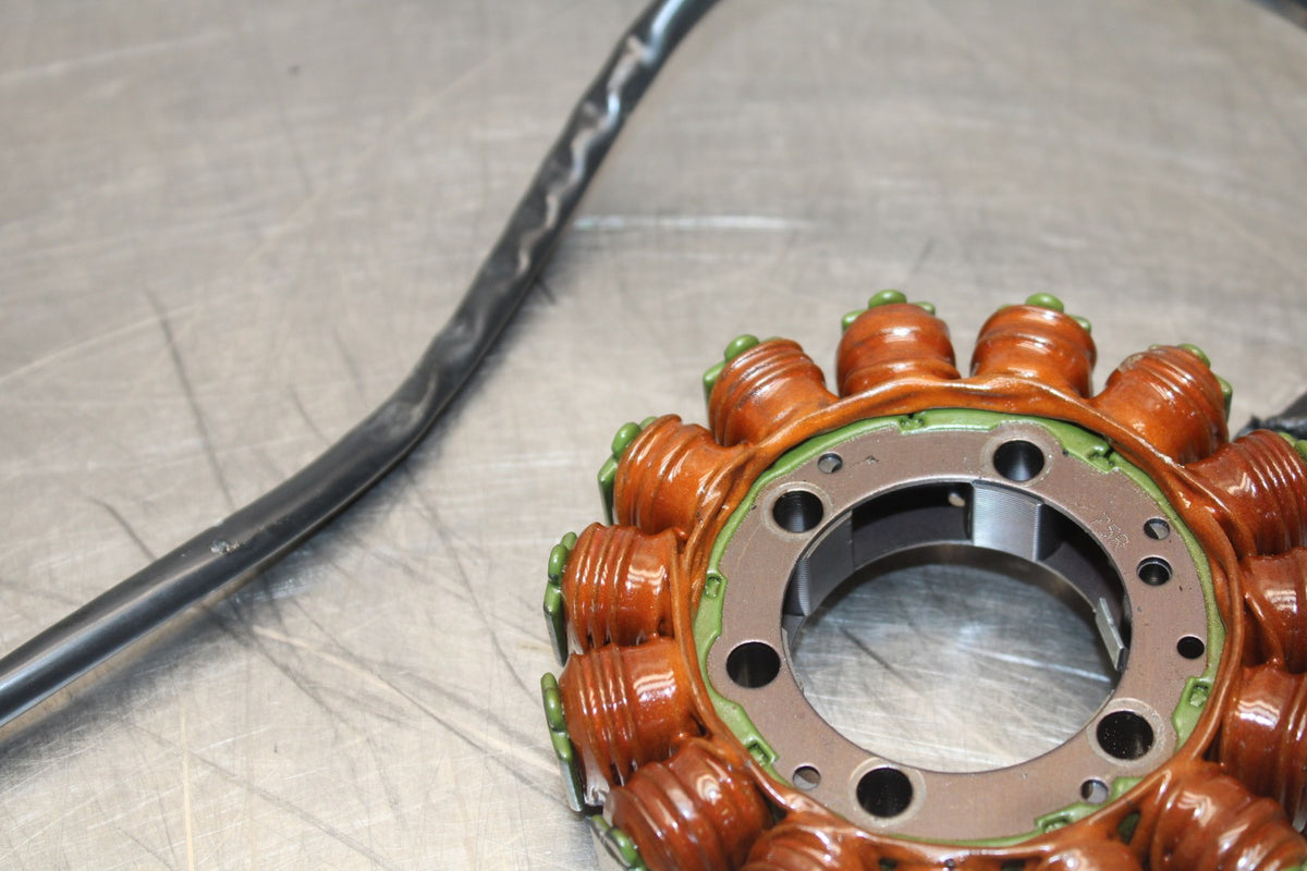 08 KAWASAKI NINJA ZX10R STATOR GENERATOR ALTERNATOR MAGNETO BB902