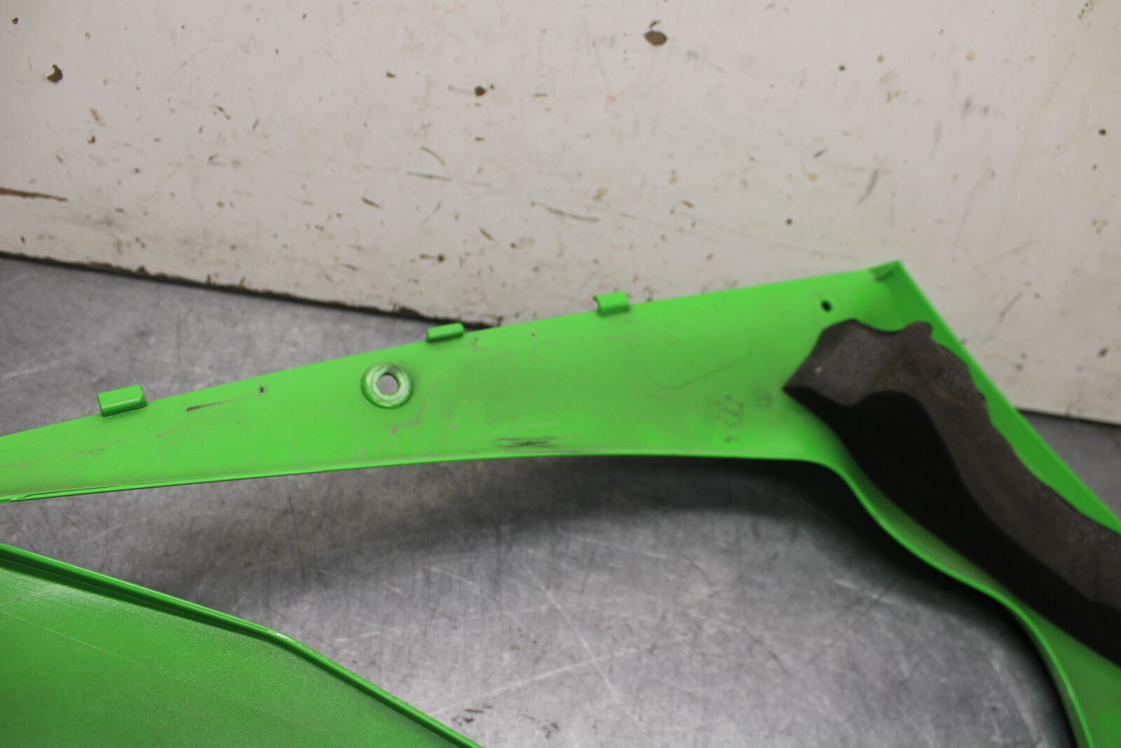 16 KAWASAKI NINJA ZX10R RIGHT LOWER MID SIDE FAIRING COWL  55028-0337-6Z  BB650