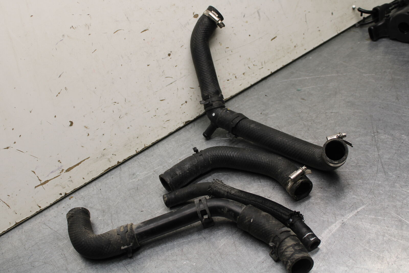 16 KAWASAKI NINJA ZX10R RADIATOR HOSES ENGINE COOLANT WATER  HOSE KIT SET BB650