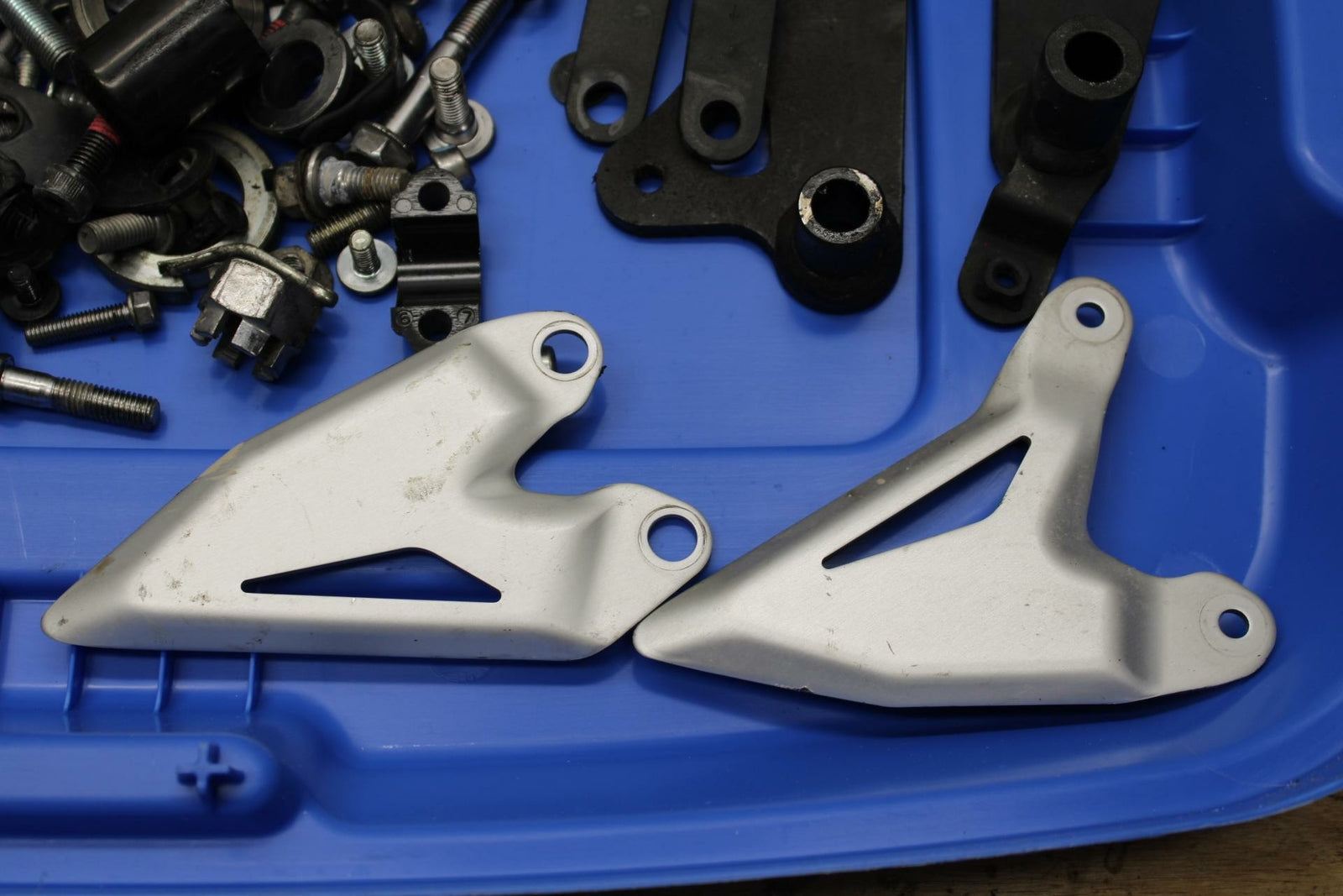 18-22 KAWASAKI NINJA 400 EX400 ABS ENGINE BOLTS HARDWARE ASSORTMENT  BB334