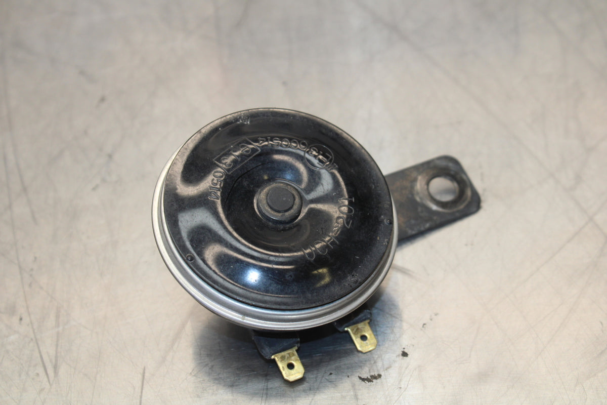 23 YAMAHA YZF R3 HORN SIGNAL BB147