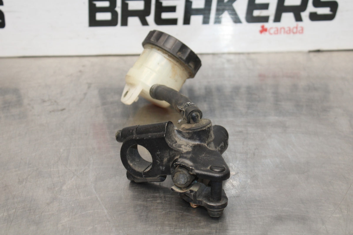 99 KAWASAKI NINJA ZX9R FRONT BRAKE MASTER CYLINDER BB05