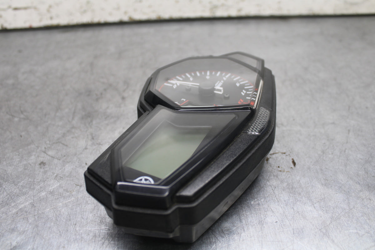 15-17 YAMAHA YZF R3 SPEEDO TACH GAUGES CLUSTER SPEEDOMETER TACHOMETER  BB111