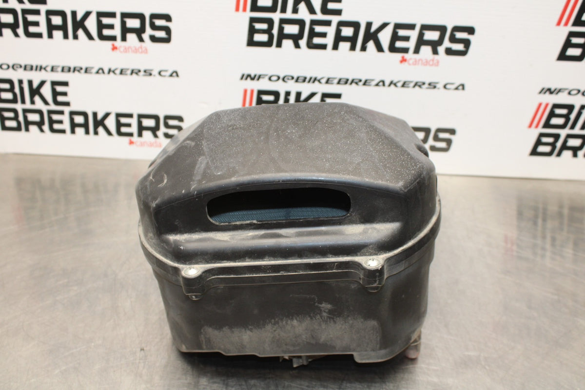 10 SUZUKI SV650 AIRBOX AIR INTAKE FILTER BOX BB181