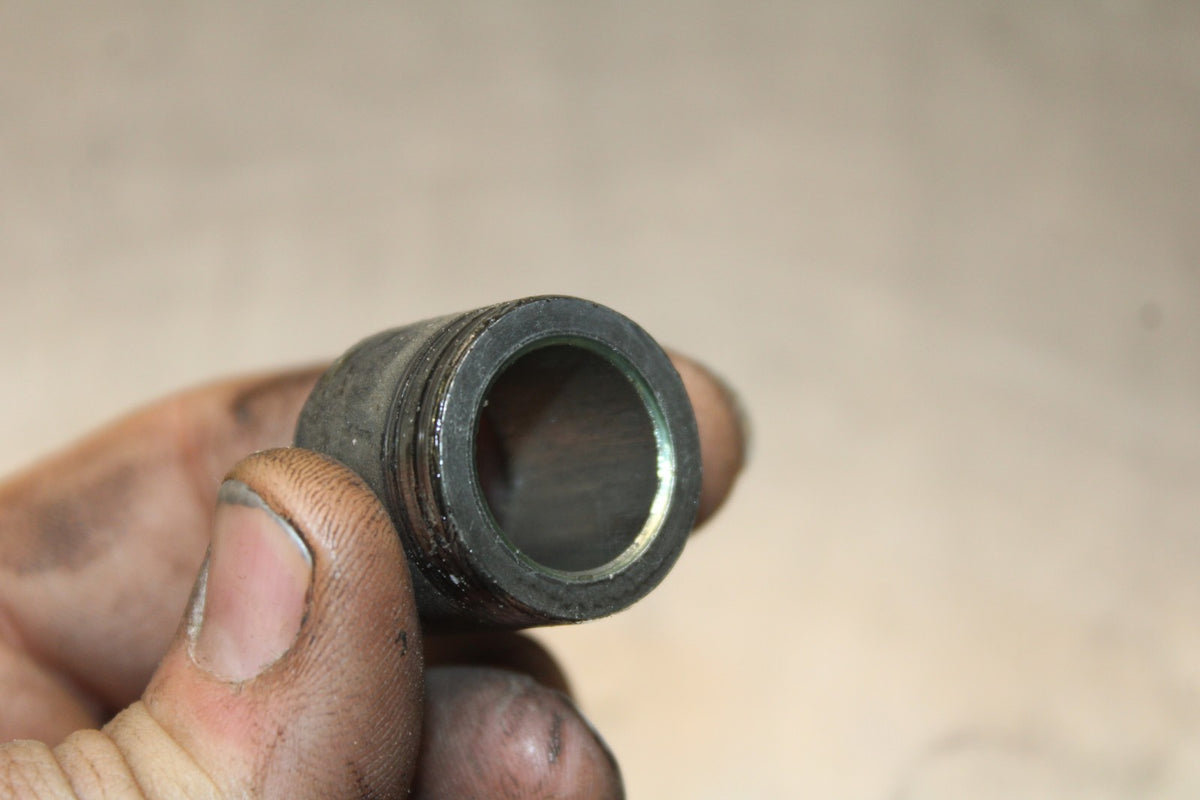 18 HONDA CB500F FRONT WHEEL RIM AXLE PIVOT BOLT BB861