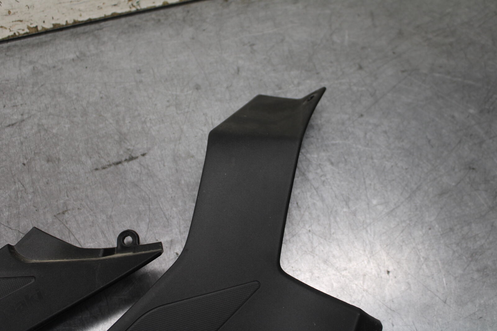 18-23 KAWASAKI NINJA 400 EX400 ABS RIGHT LEFT SIDE SEAT PANELS TRIMS COWLS BB747