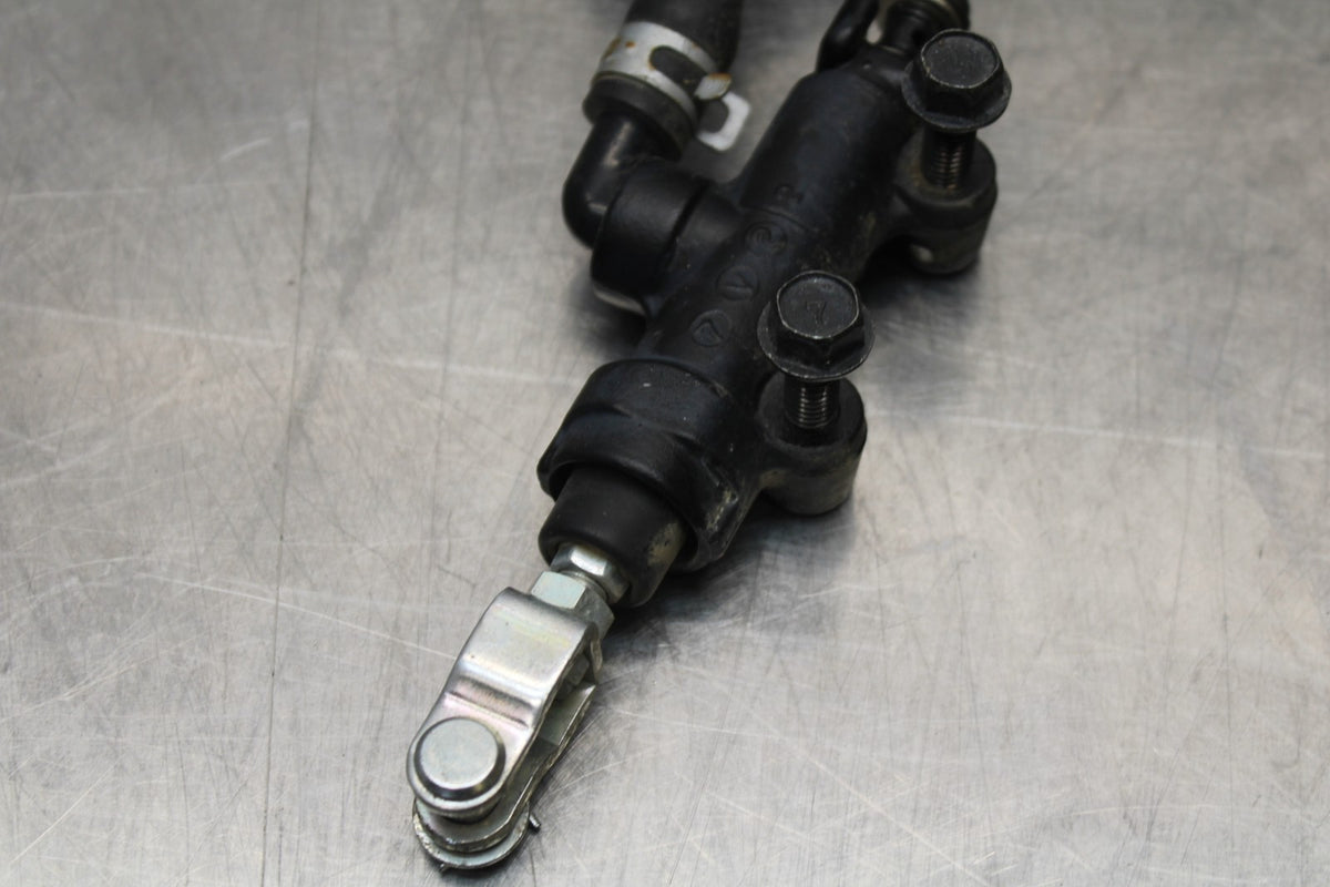 08 KAWASAKI VULCAN 900 REAR BACK BRAKE MASTER CYLINDER W RESERVOIR BB184