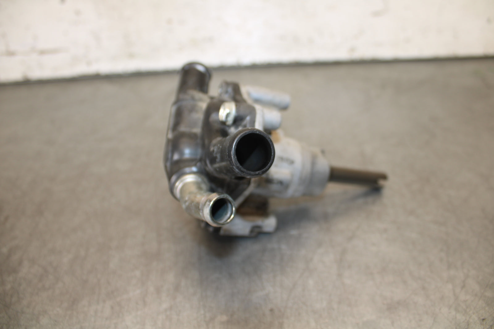 13-15 HONDA CBR500R ENGINE WATER COOLANT PUMP  19200-MGZ-305 BB704