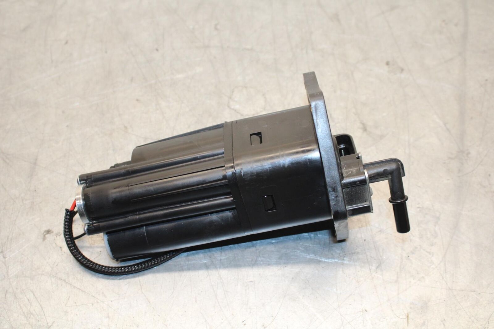 19-20 KTM 790 DUKE 790 FUEL PUMP GAS PETROL SENDER UNIT BB570