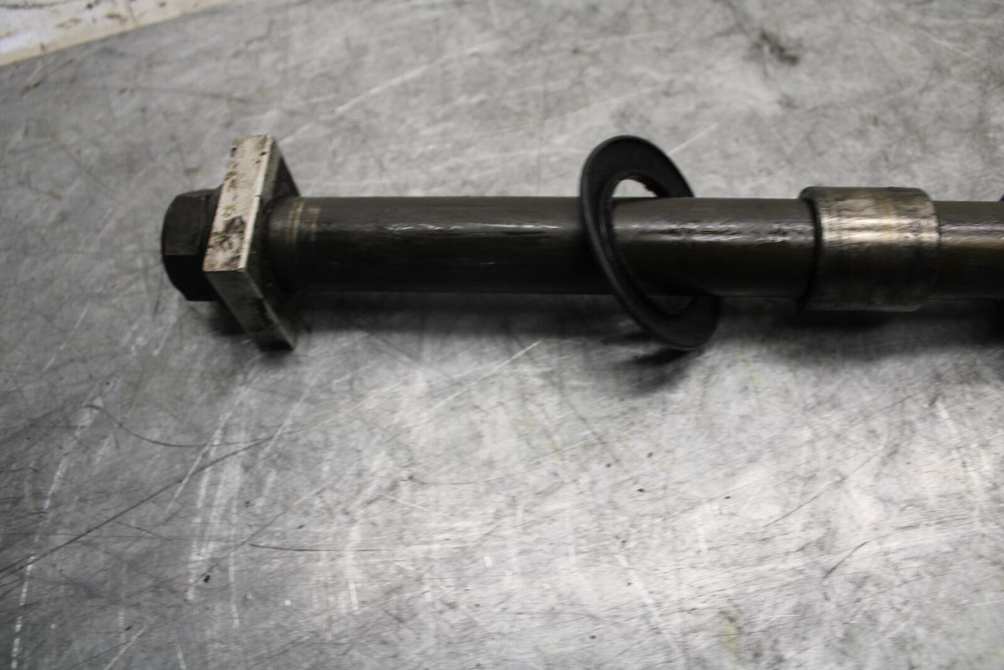 1999 Yamaha YZF R1 REAR AXLE BACK WHEEL RIM PIVOT BOLT AXEL 4XV-25381-00-00 BB50