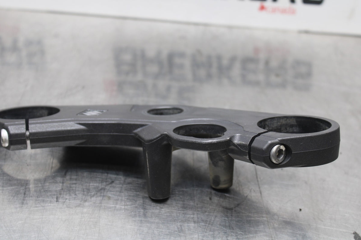 08-10 SUZUKI GSXR 600 FORKS UPPER TRIPLE TREE CLAMP BB765