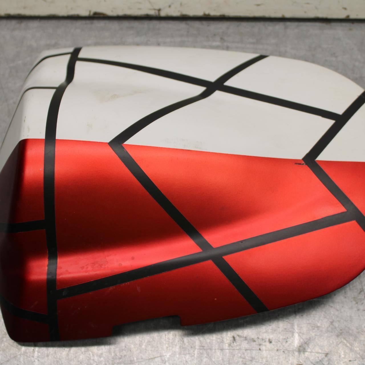 06-07 SUZUKI GSXR750 REAR BACK PASSENGER SEAT COVER BB645