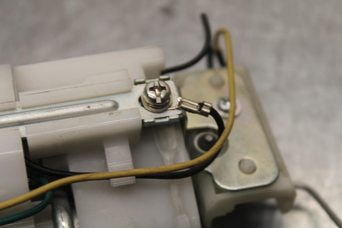 09-16 SUZUKI GSXR1000 FUEL PUMP GAS PETROL SENDER UNIT 15100-47H11 BB642