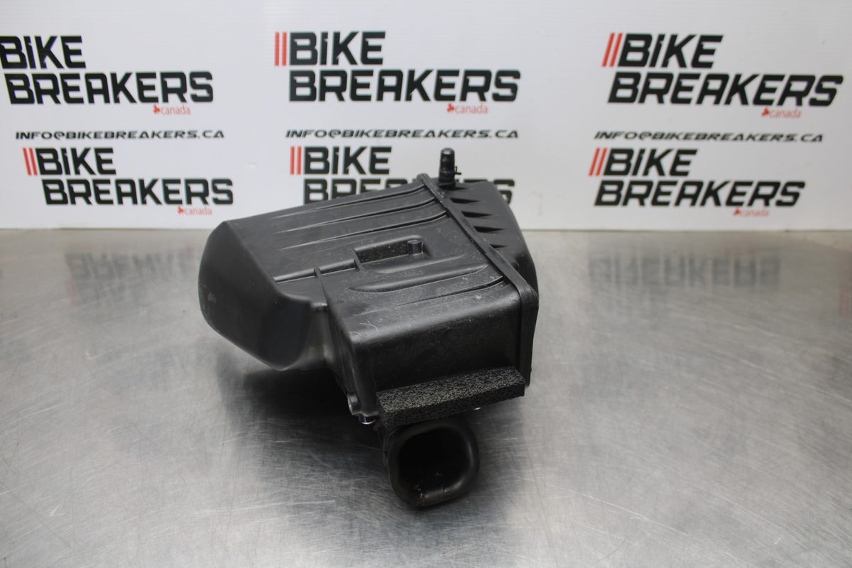 23-24 YAMAHA MT-07 AIRBOX AIR INTAKE FILTER BOX BB194