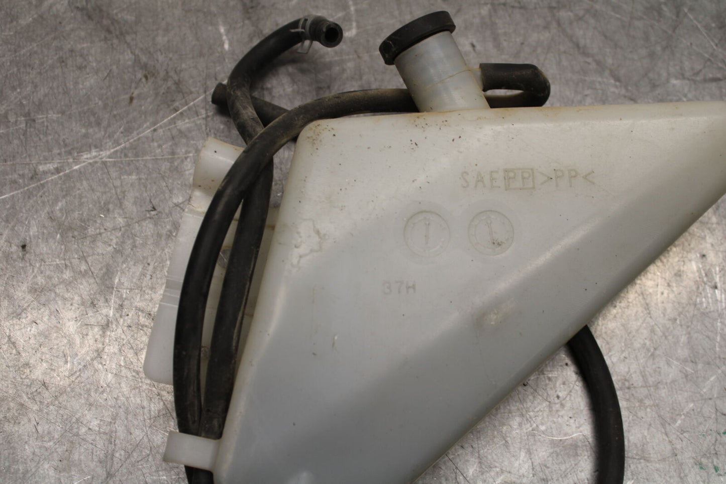 08-10 SUZUKI GSXR 600 COOLANT WATER TANK RESERVOIR BOTTLE  BB721