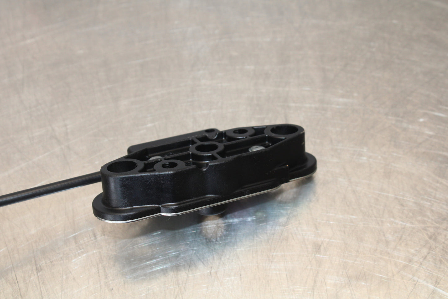 23-24 KAWASAKI NINJA ZX14R REAR PASSENGER SEAT LATCH LOCK ASSEMBLY BB169