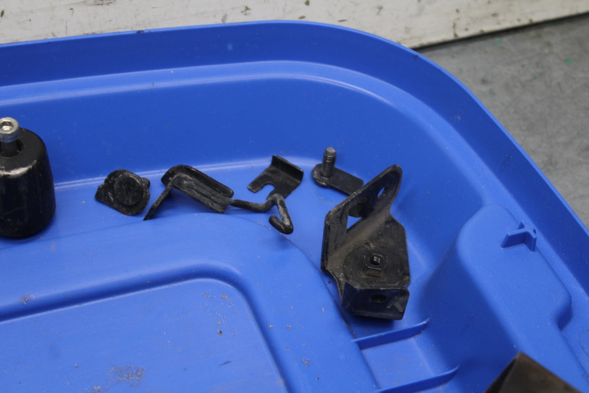 13-16 KTM 390 DUKE MOUNTING BOLTS HARDWARE MOTOR SCREWS BB748