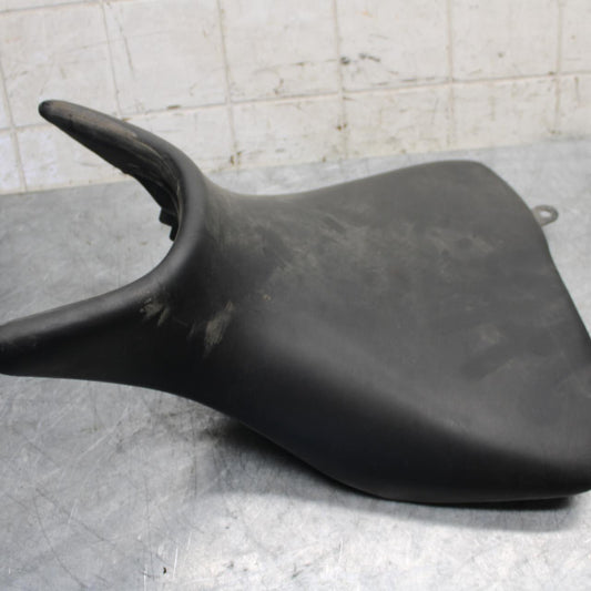 2015 Yamaha YZF R3 FRONT DRIVERS SEAT PAD SADDLE PILLION 1WD-F4710-00-00 BB526