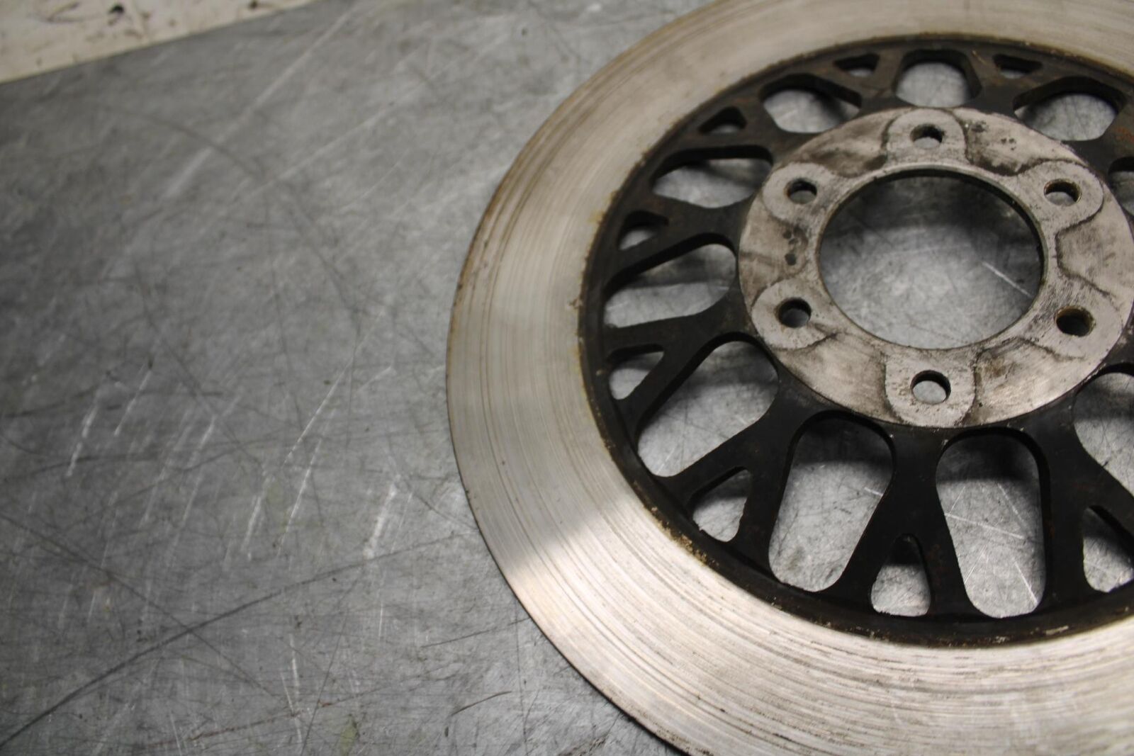 1982 Suzuki GS450L FRONT BRAKE DISC ROTOR BB52