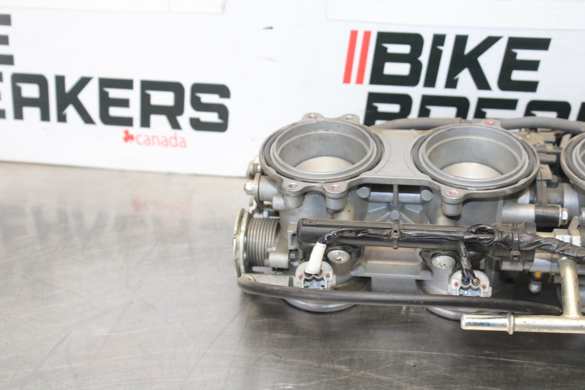 08 KAWASAKI NINJA ZX10R MAIN FUEL INJECTORS / THROTTLE BODIES BB902