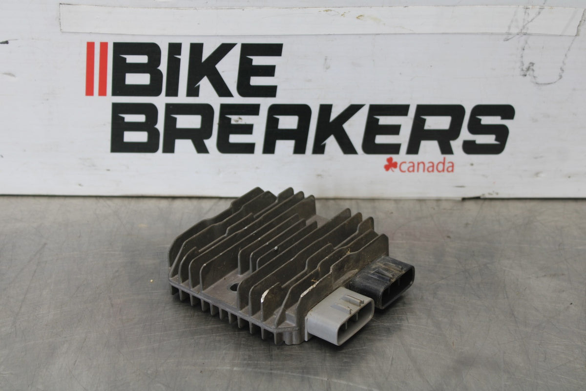 13-18 KAWASAKI NINJA ZX6R RECTIFIER VOLTAGE REGULATOR BB908
