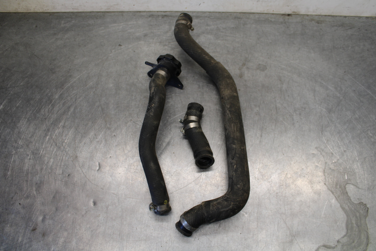 04 SUZUKI INTRUDER 800 RADIATOR HOSES ENGINE COOLANT WATER PIPES HOSE SET BB758