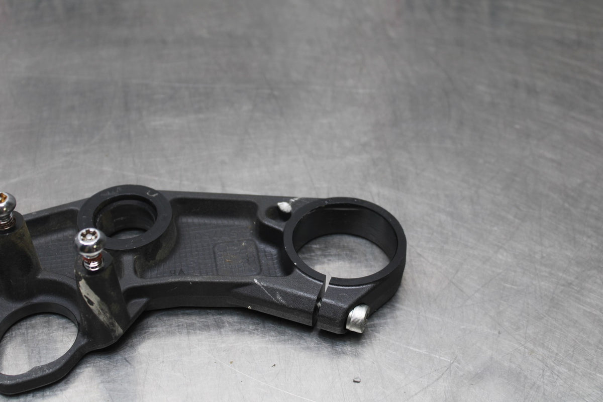 11-22 SUZUKI GSXR 600  FORKS UPPER TRIPLE TREE CLAMP BB193