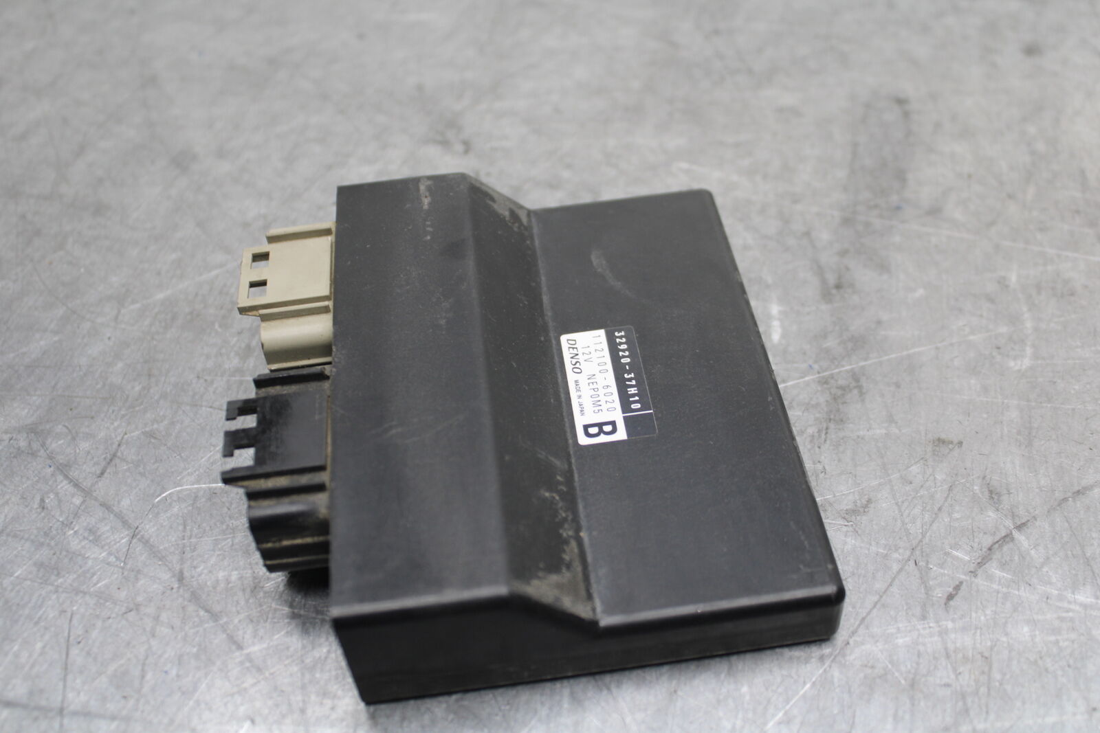08-10 SUZUKI GSXR 600 ECU COMPUTER CONTROLLER UNIT BLACK BOX ECM CDI  BB721