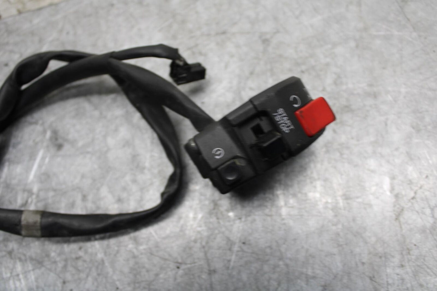 2009 Kawasaki Ninja ZX6R ZX600R RIGHT CLIP ON HANDLE KILL OFF START SWITCH BB538