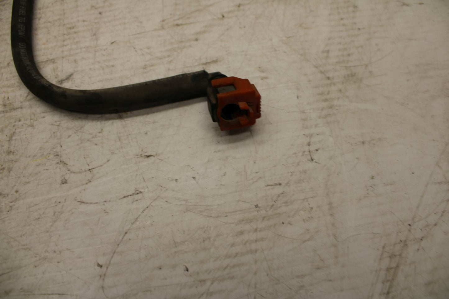 09 YAMAHA FZ6 FUEL HOSE GAS LINE TUBE PIPE BB295