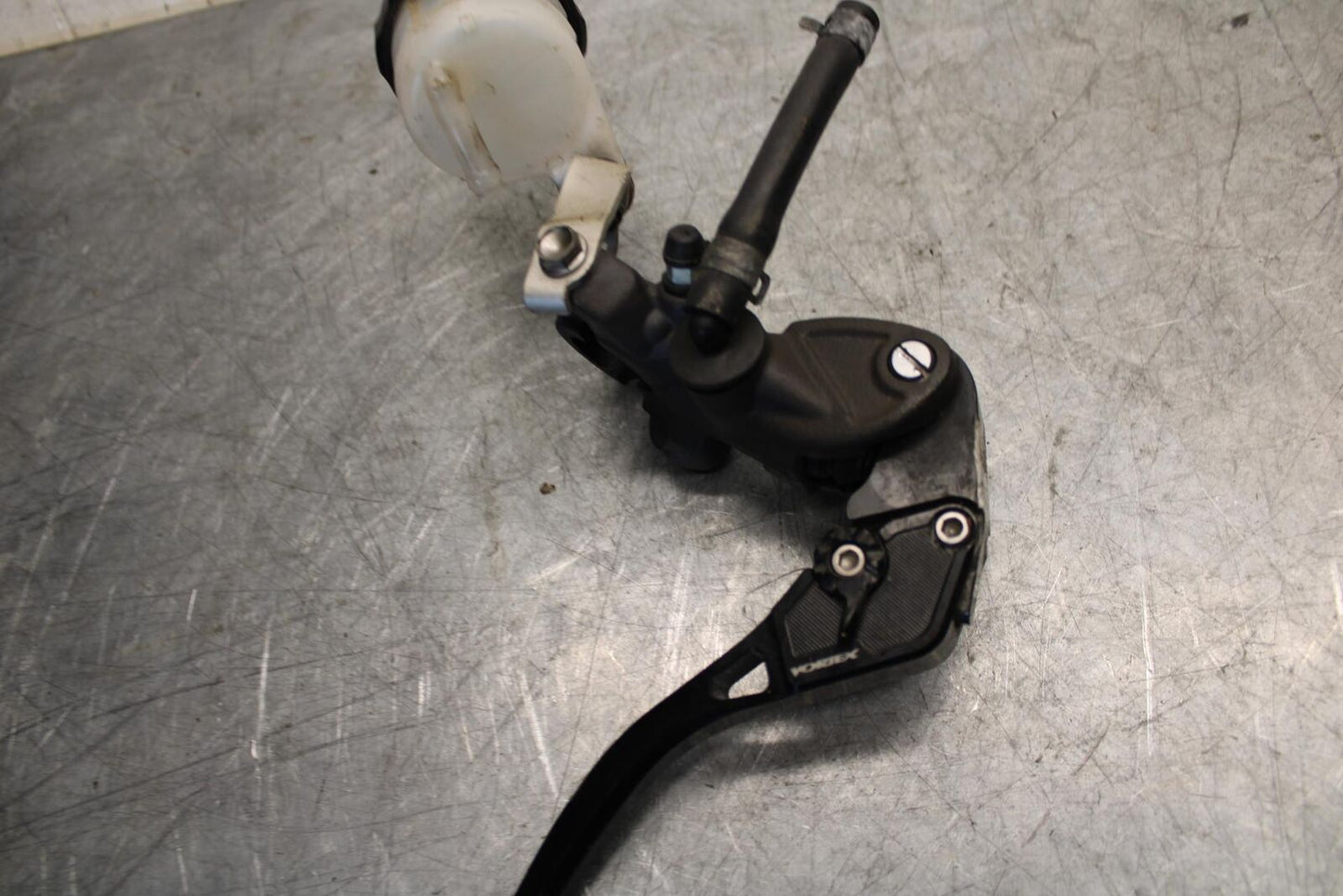 2016 Honda CBR1000RR FRONT BRAKE MASTER CYLINDER w/ VORTEX LEVER BB530